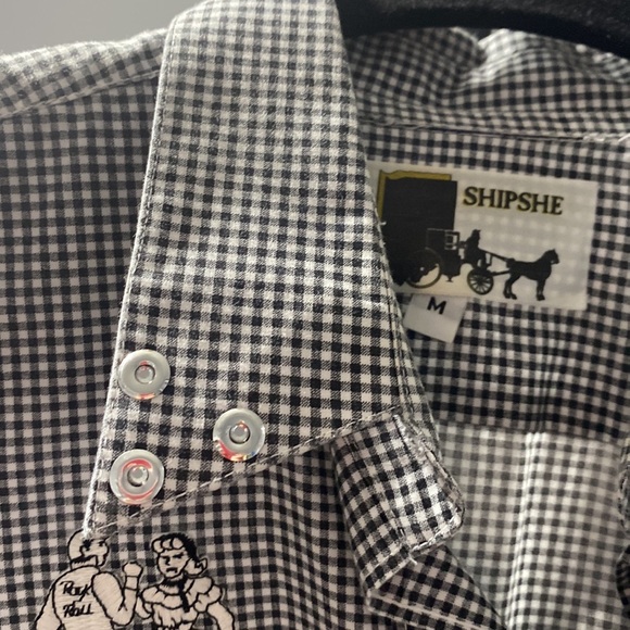 Black checkered rock n roll button down - Picture 2 of 5